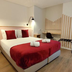 Bacalhoeiros 125 Hotel